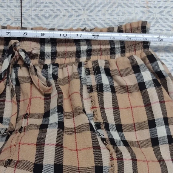 JODIFL Plaid Pants Wide Leg in Beige and Black - Picture 6 of 12